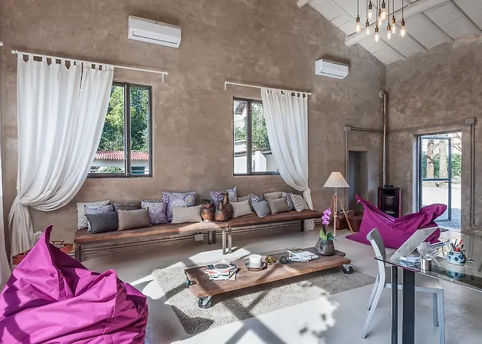 Bed & Breakfast In Lucrezia 3*
